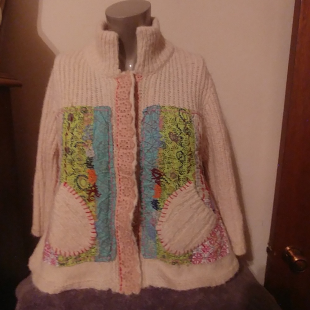 FREE PEOPLE KNIT SWEATER SMALL